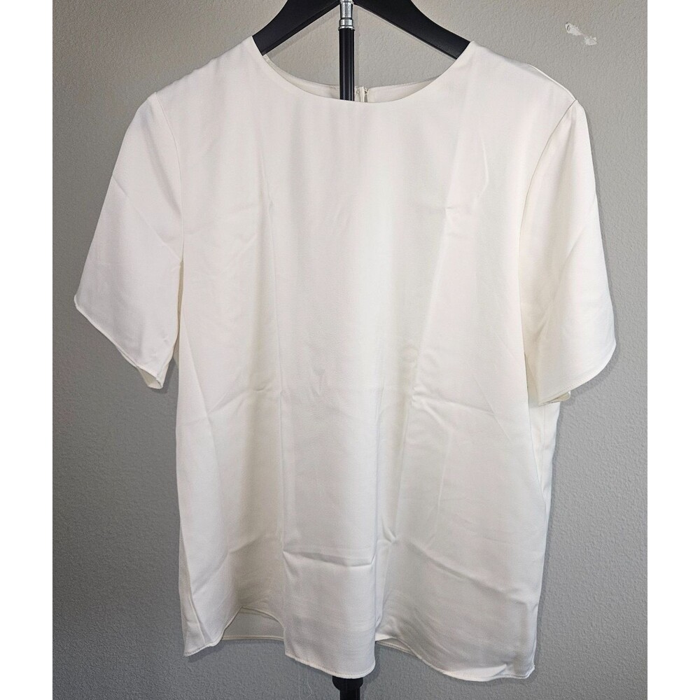 NWT Banana Republic Womens Medium Ivory Blouse S/S Career Minimalist Top